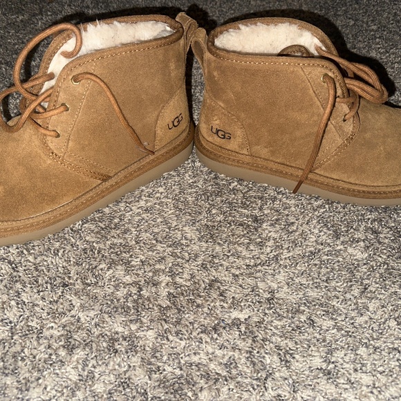 Ugg boots - Picture 3 of 3